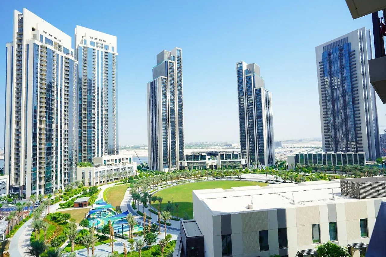 Apartment Citihome-1Br With Large Living Room In Creek Horizon Dubai