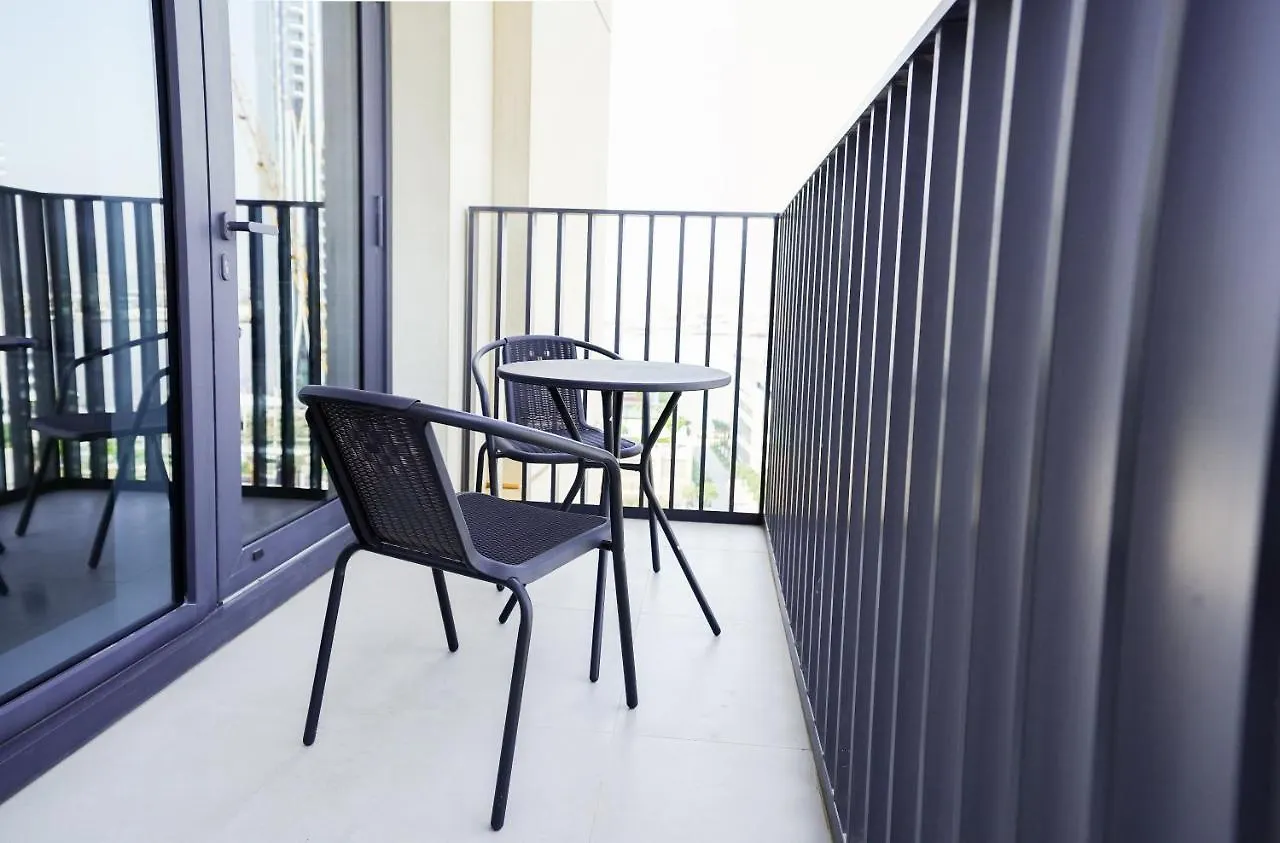 Citihome-1Br With Large Living Room In Creek Horizon Dubai 0*,  United Arab Emirates